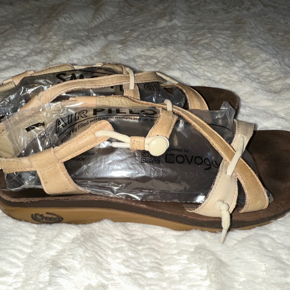 Chaco Womens Casual Sandals Tan Brown Leather Local Ecotread Size 7